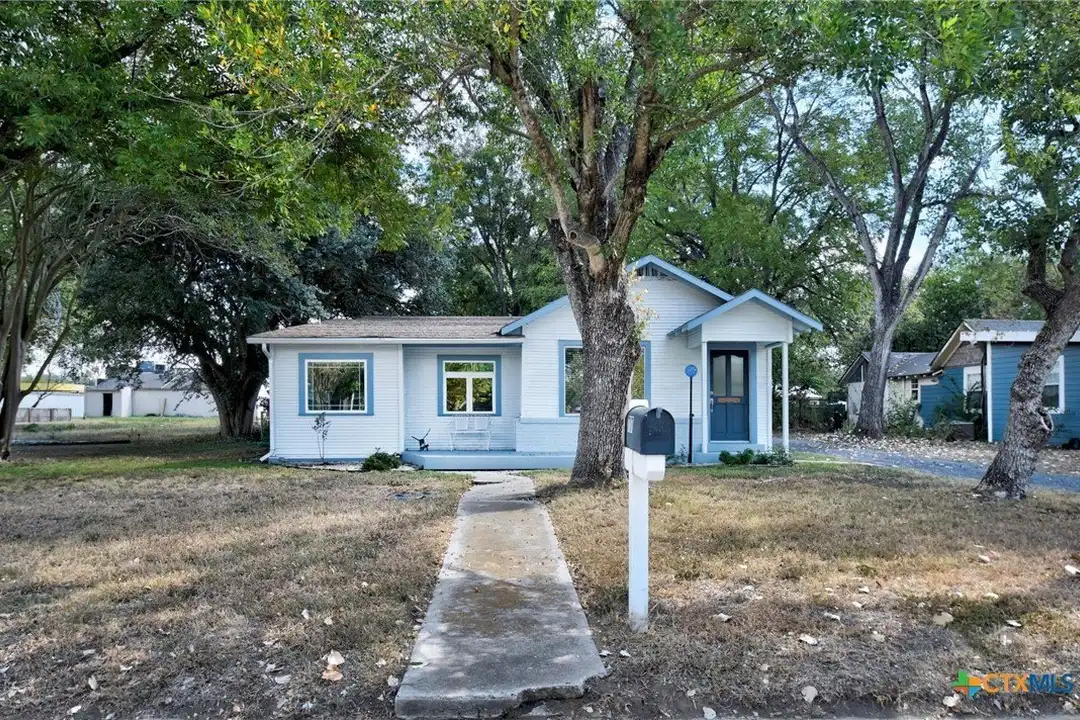 717 S Laurel Ave – photo 1 of 20