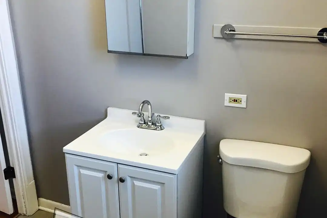 3932 N Keeler Ave unit 3932-1B - View 4