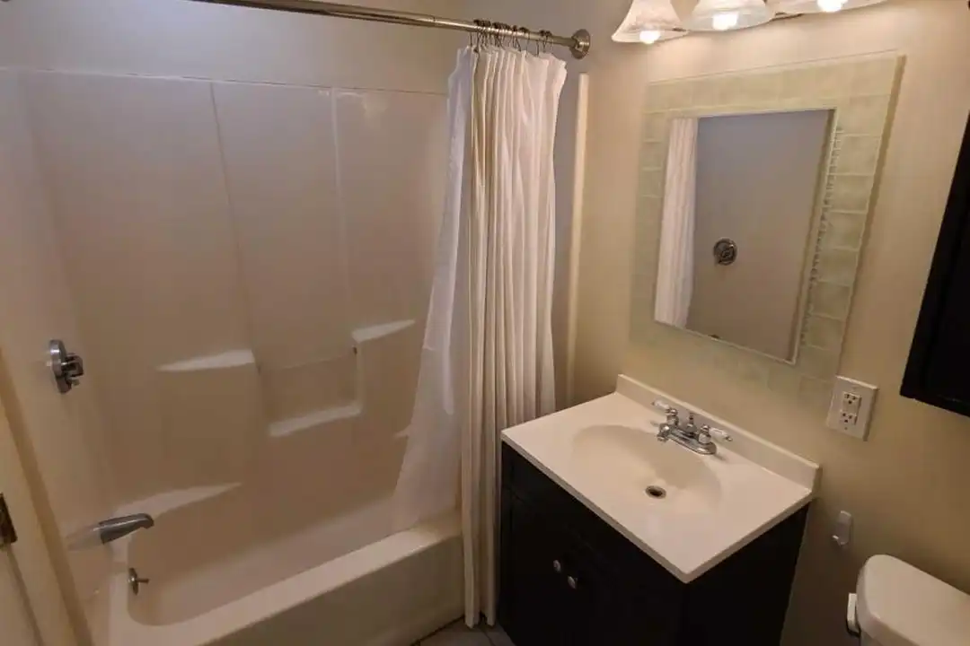 145 Beacon St - More