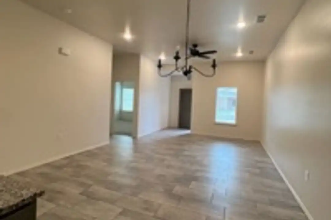 2613 136th St - View 4
