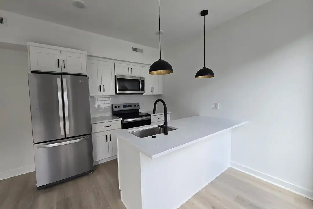 1628 Ridge Ave unit B - Изглед 4
