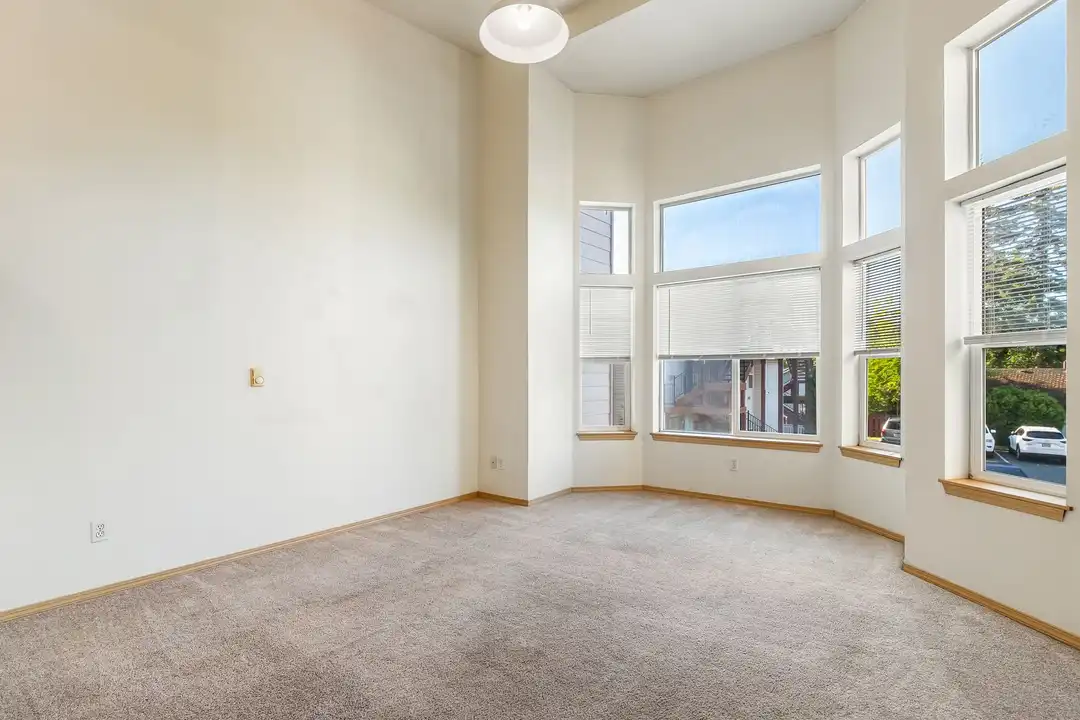 3516 Northwest Ave unit 3518 - 204 - View 2