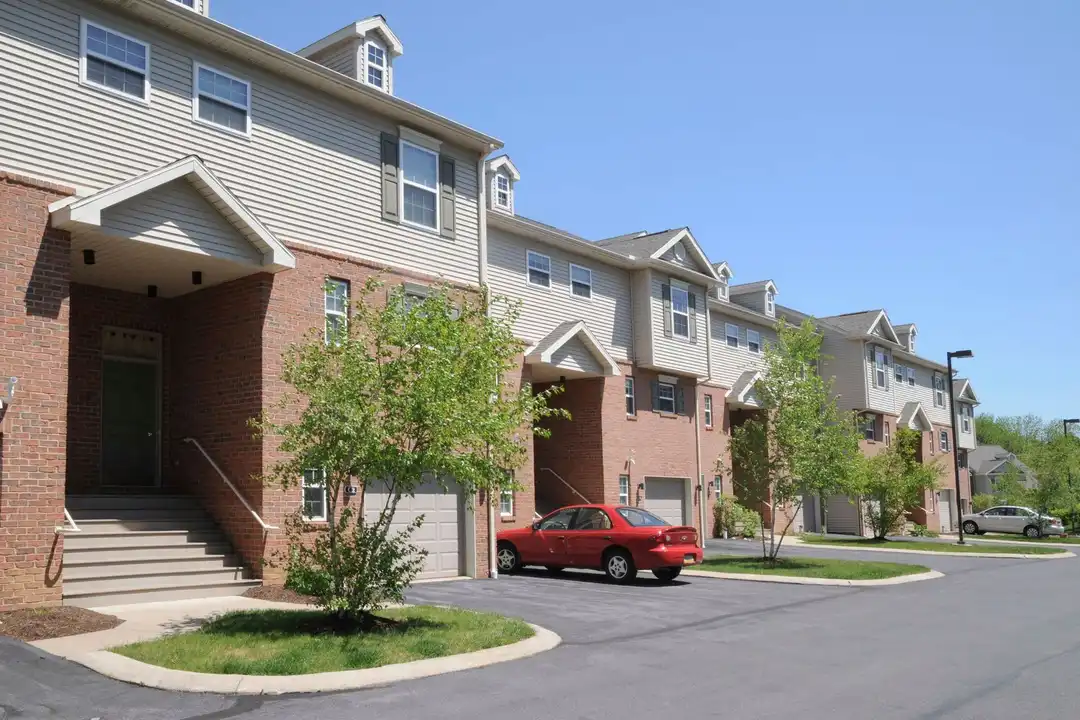 1051 Teaberry Ln – photo 1