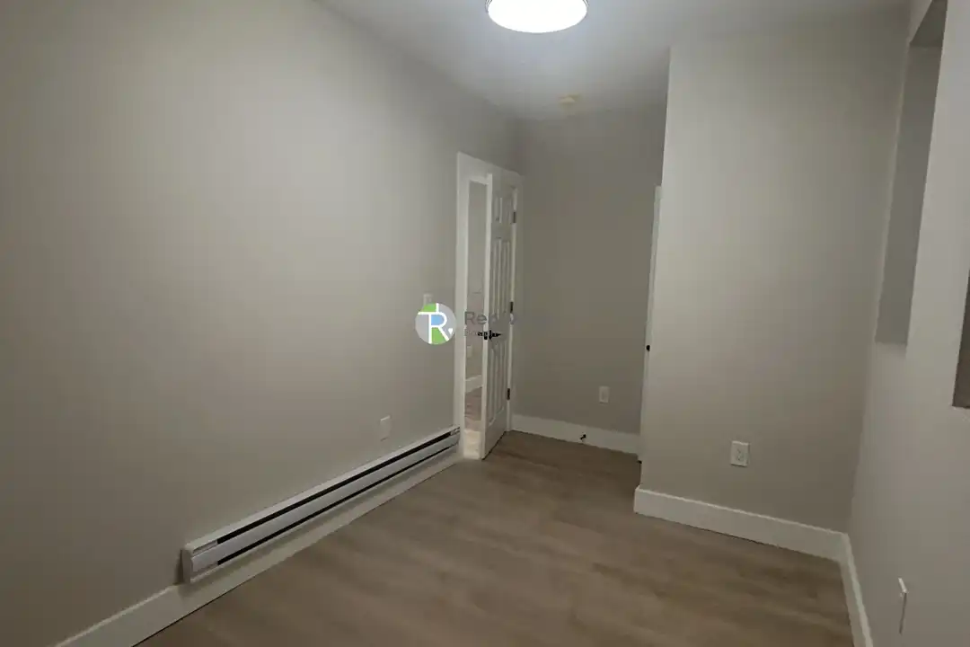17 M St unit 2 - More