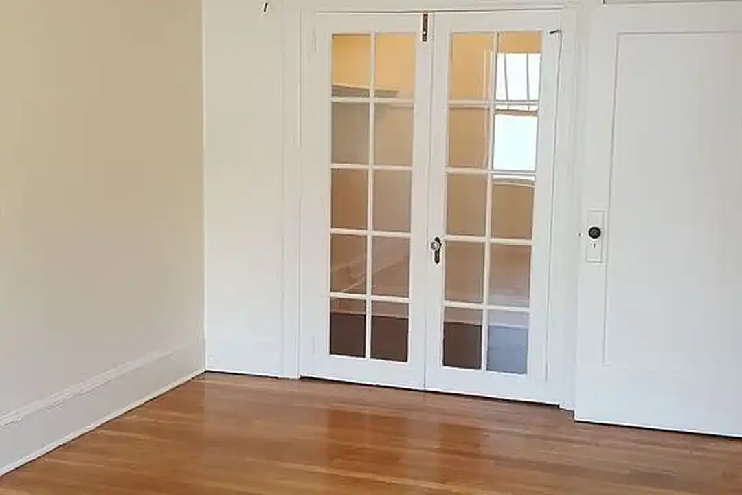 Lownsdale Apartments - View 6