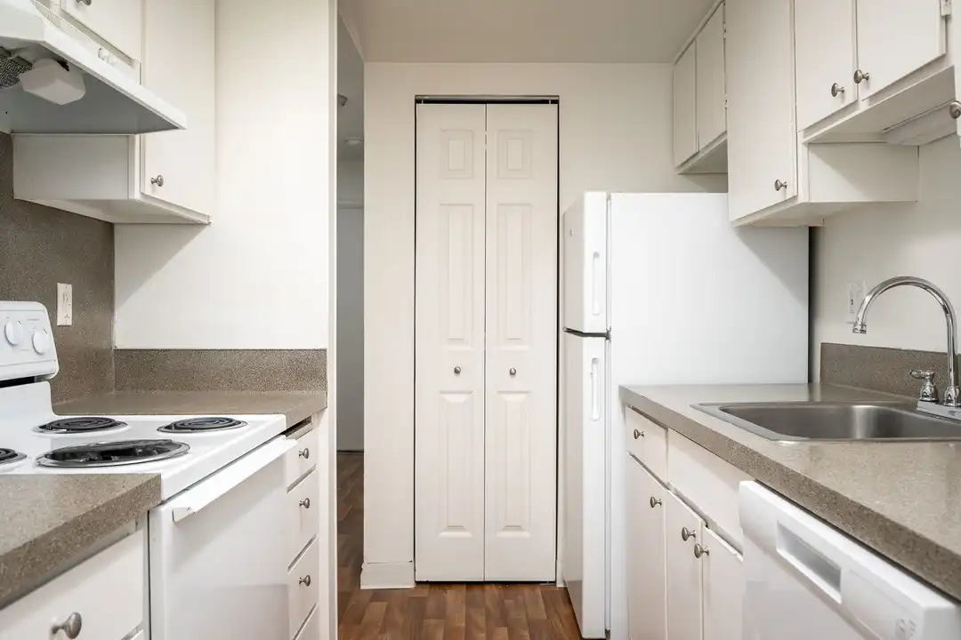 14500 SW Hall Blvd unit 304-09 - View 2