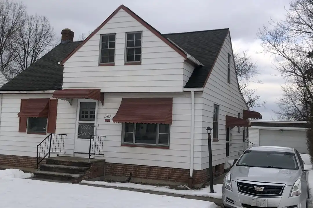 15913 Grant Ave – photo 1