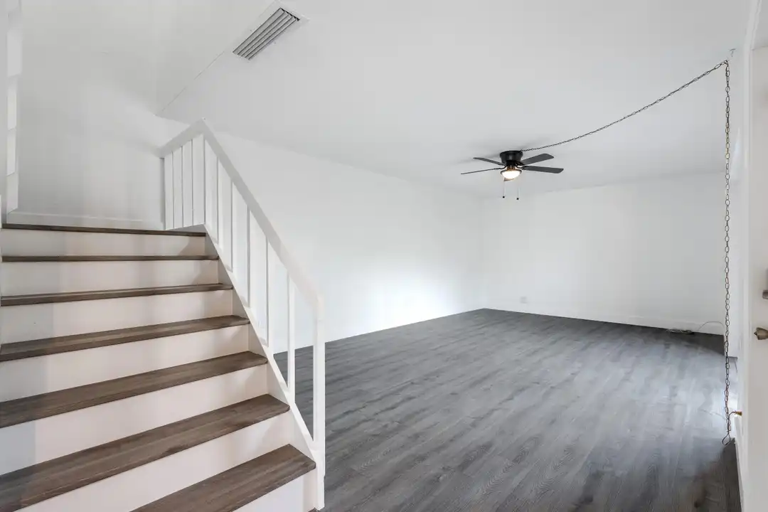 Apartment in West Palm Beach - View 3