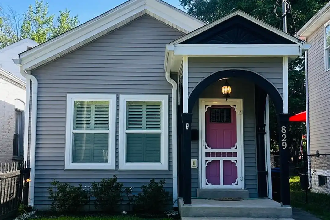 829 E Chestnut St – photo 1