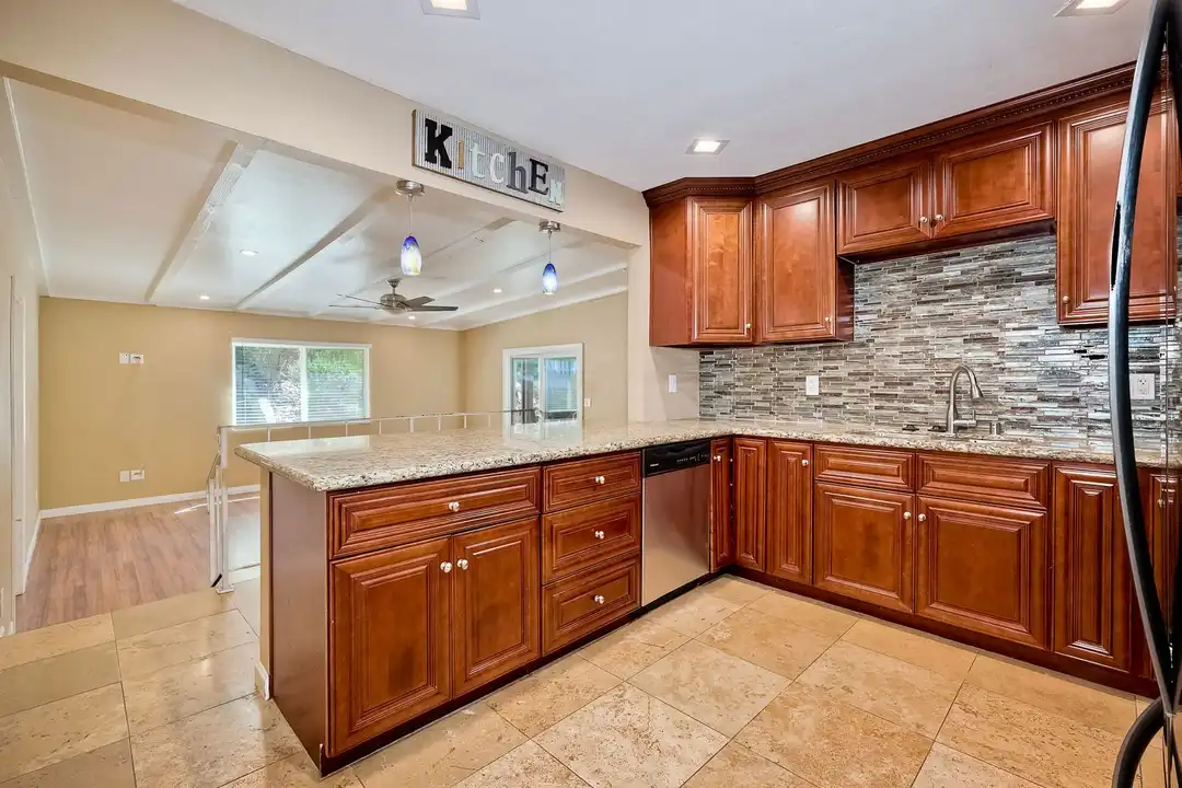 House in San Diego - View 4