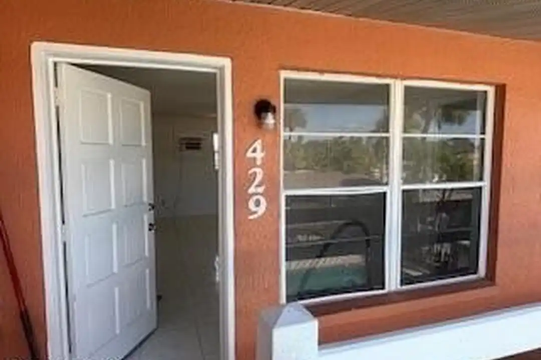 429 Sunrise Dr - View 2