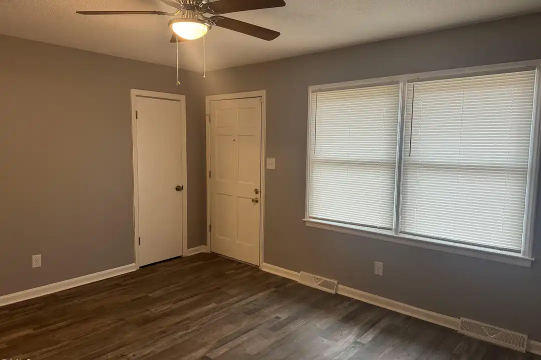 205 Lancaster Rd - View 2