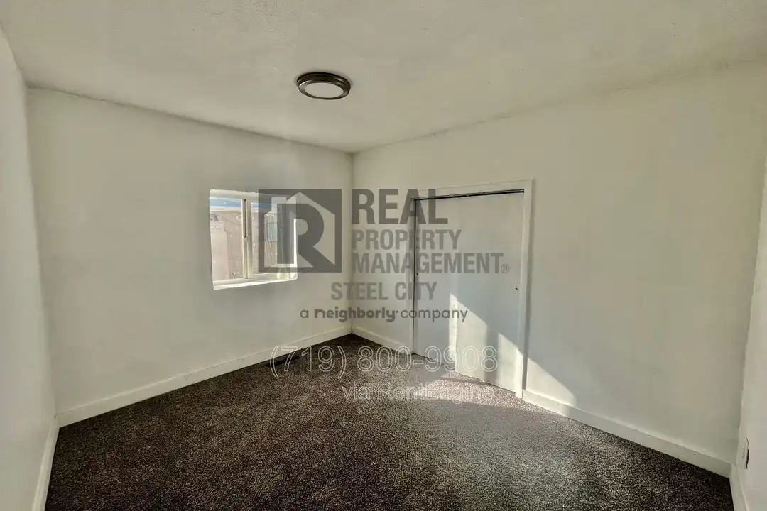 2802 Lakeview Ave - View 6