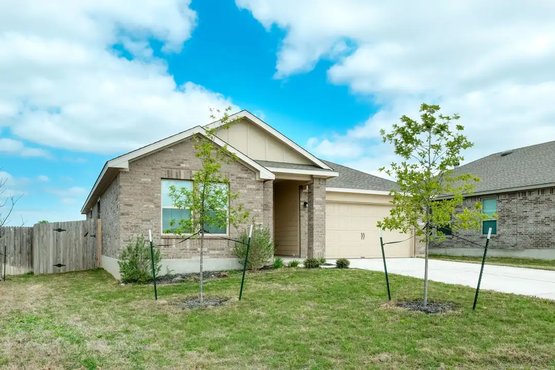 229 Finstown St unit 0 - View 2