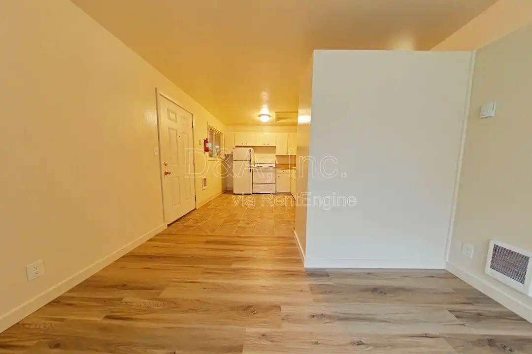 33808 SE Melody Ln unit Apt 3 - View 3