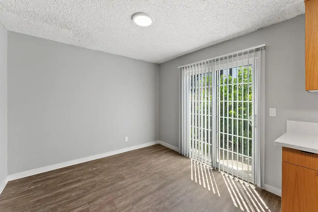 Villa Del Sol Apartments - More