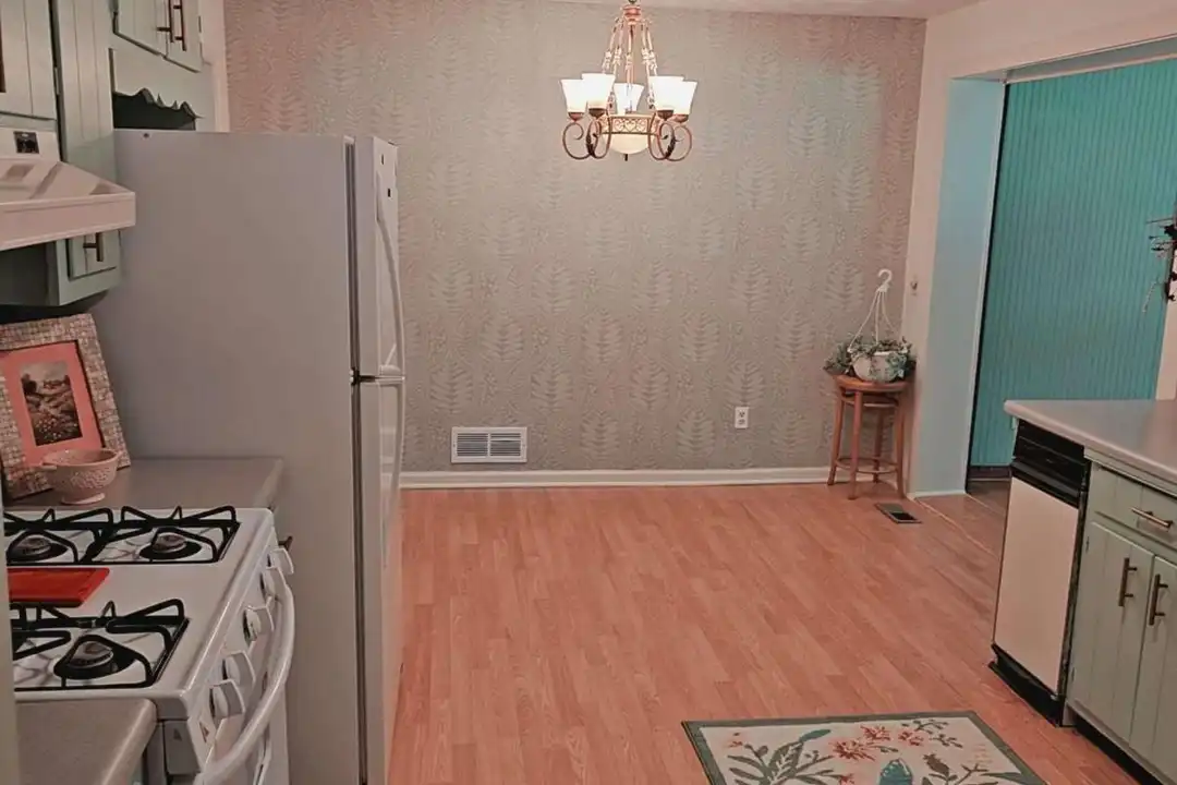 4400 Winding Creek Dr - View 3