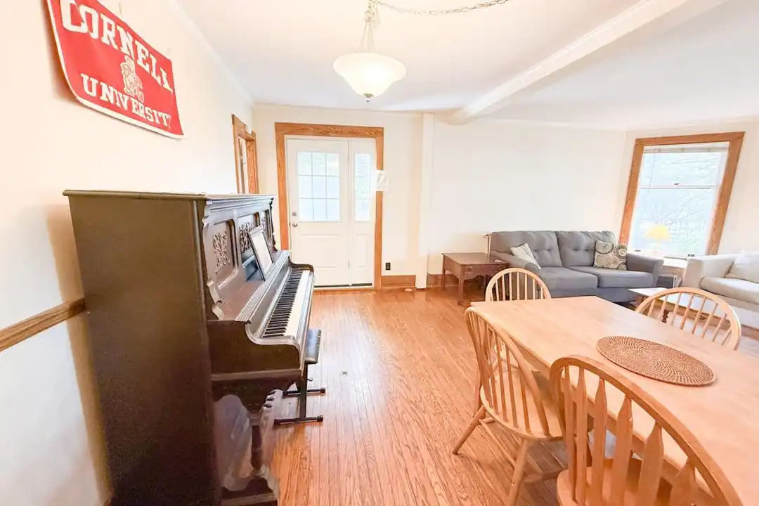 103 Spring Ln – photo 1