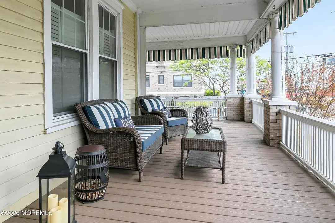 301 8th Ave #1 - View 3