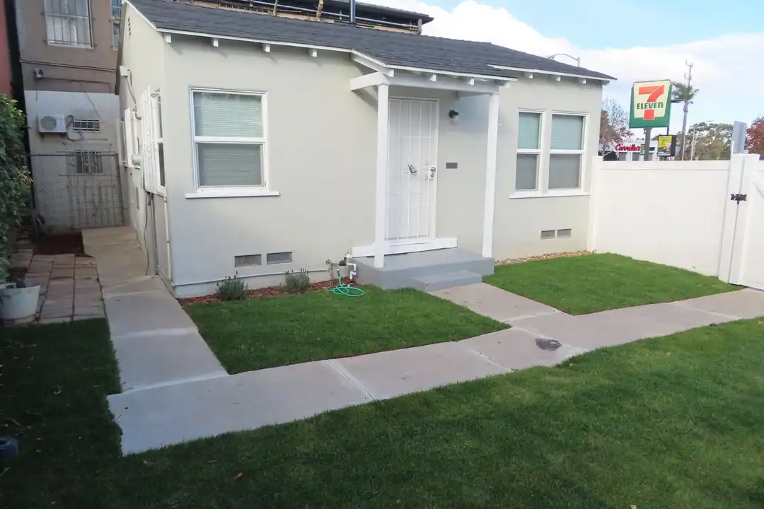 4684 Ohio St – photo 1