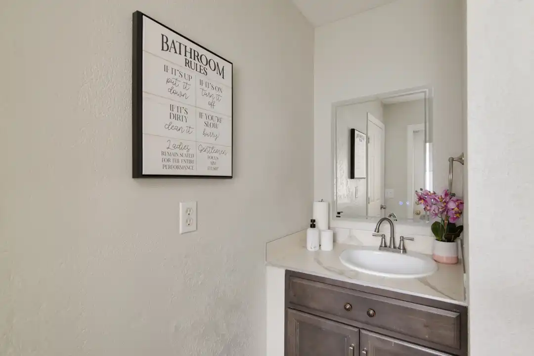 4303 Walis Pl - View 6
