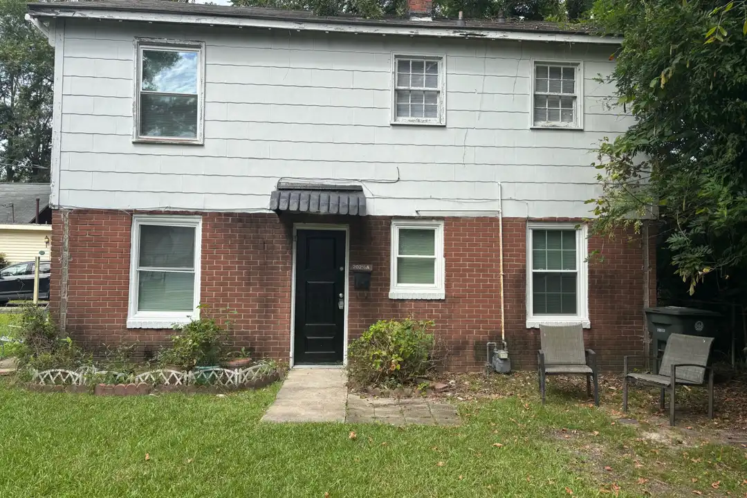 202 1/2 N Virginia Ave – photo 1