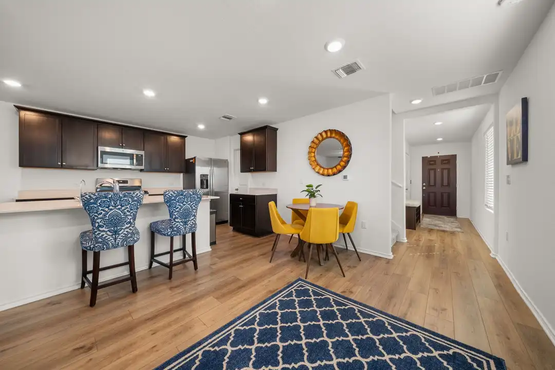 7204 Sparkling Light Dr unit A - View 4