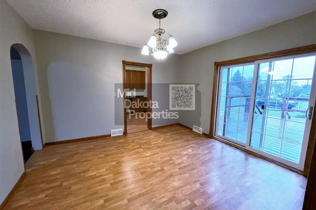 700 S Wisconsin St - View 5