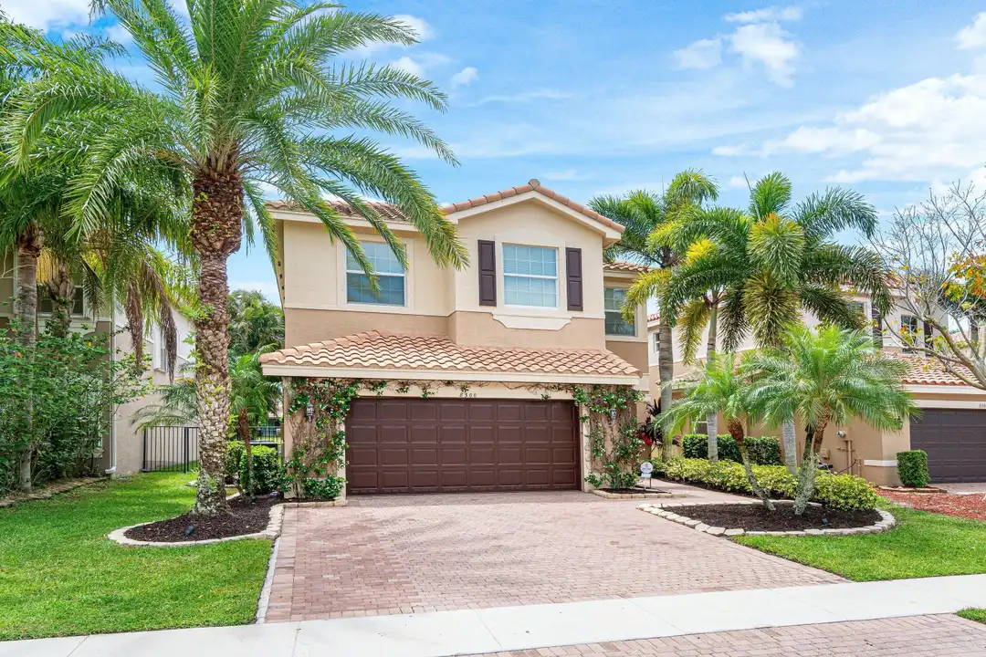 8300 Calabria Lakes Drive - View 3