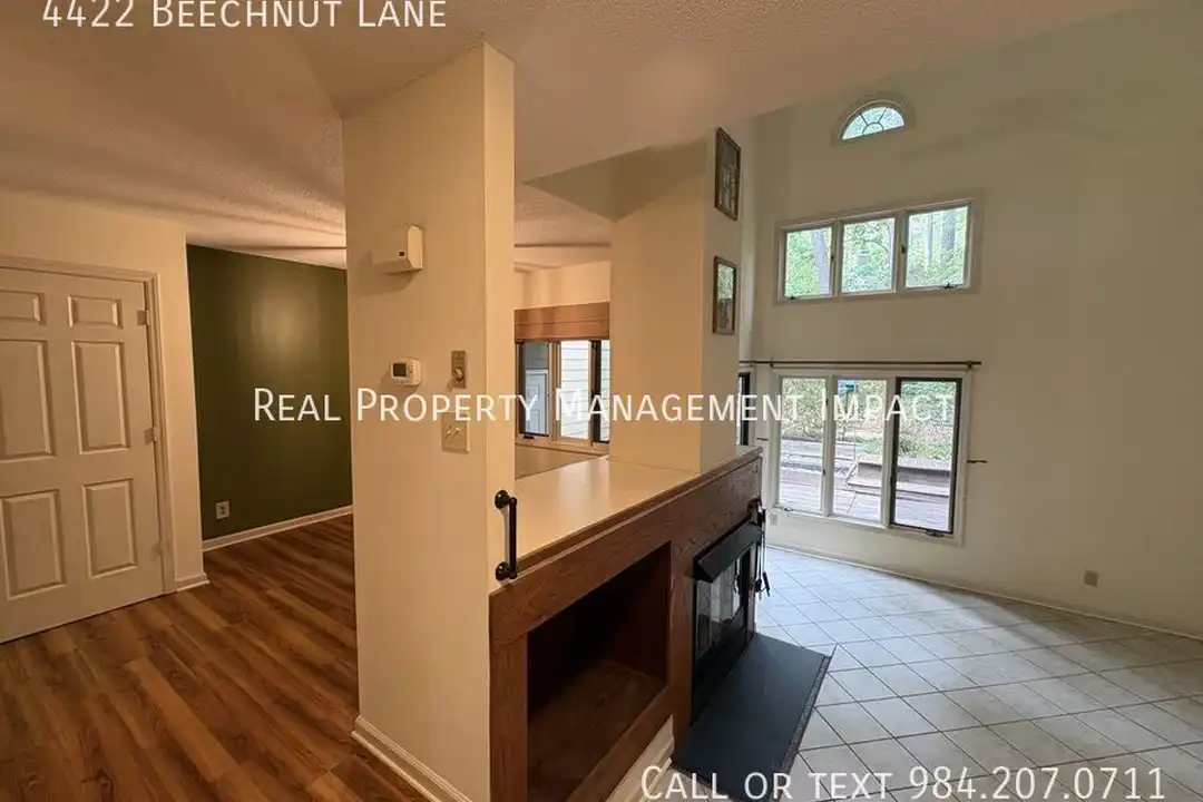 4422 Beechnut Ln - View 5