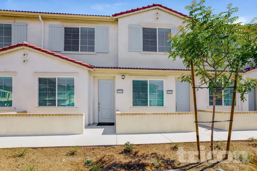 24846 Padre Ct