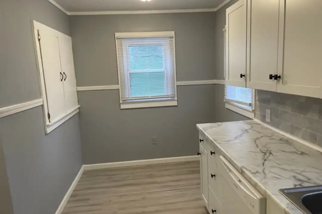 210 E Georgia St - View 5