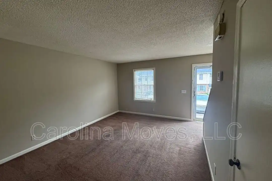 172 Pine Creek Ct Ext - View 3
