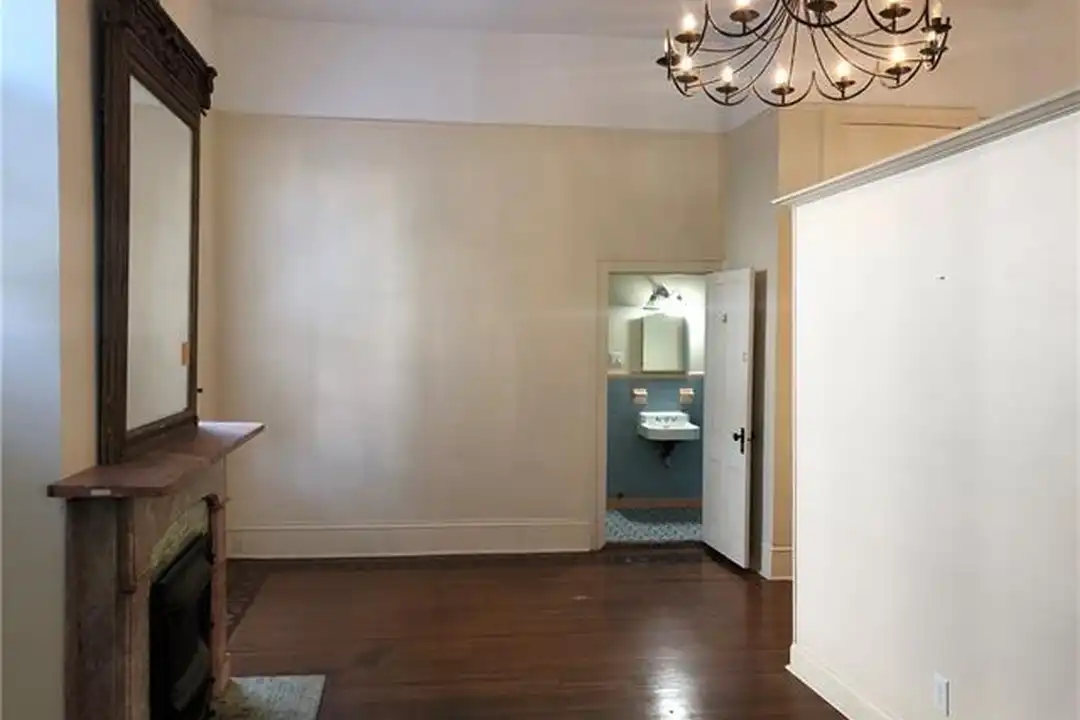 1332 Philip St unit A - View 3