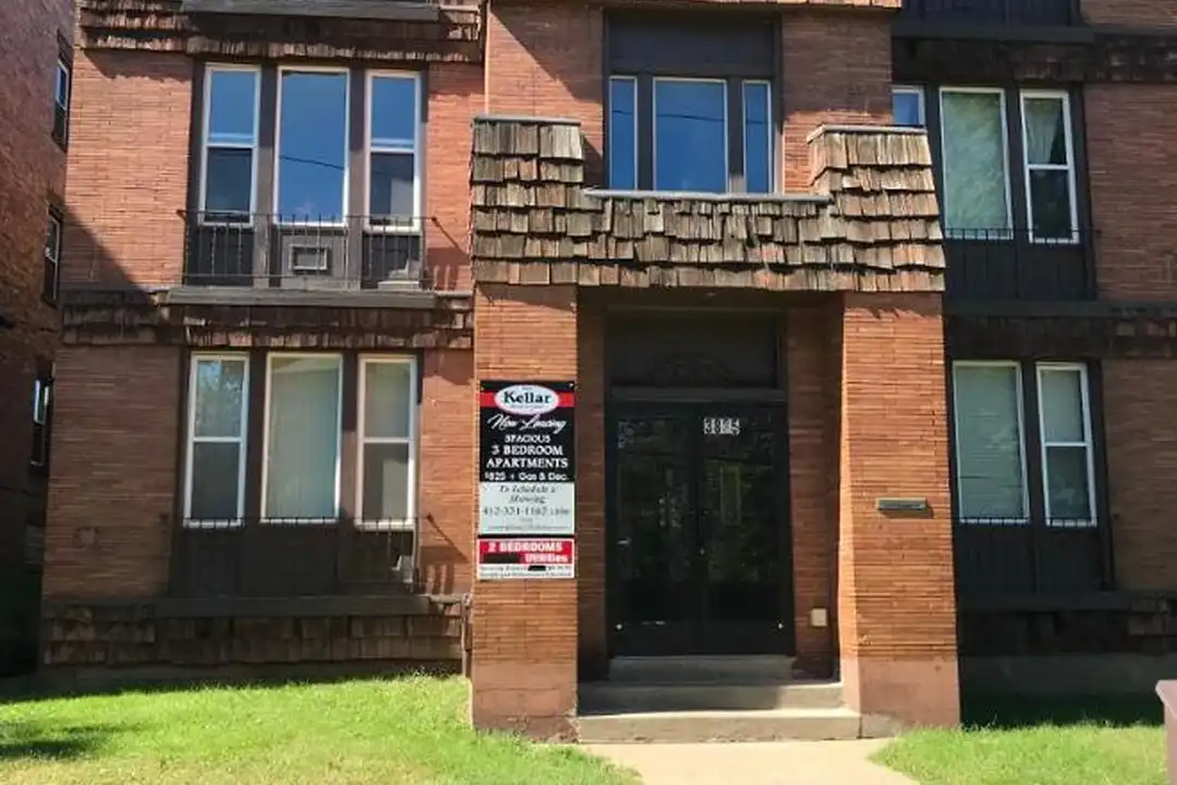 3835 Hiawatha St – photo 1