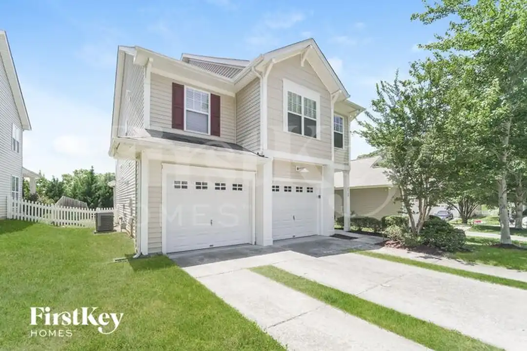 House in Charlotte - View 3