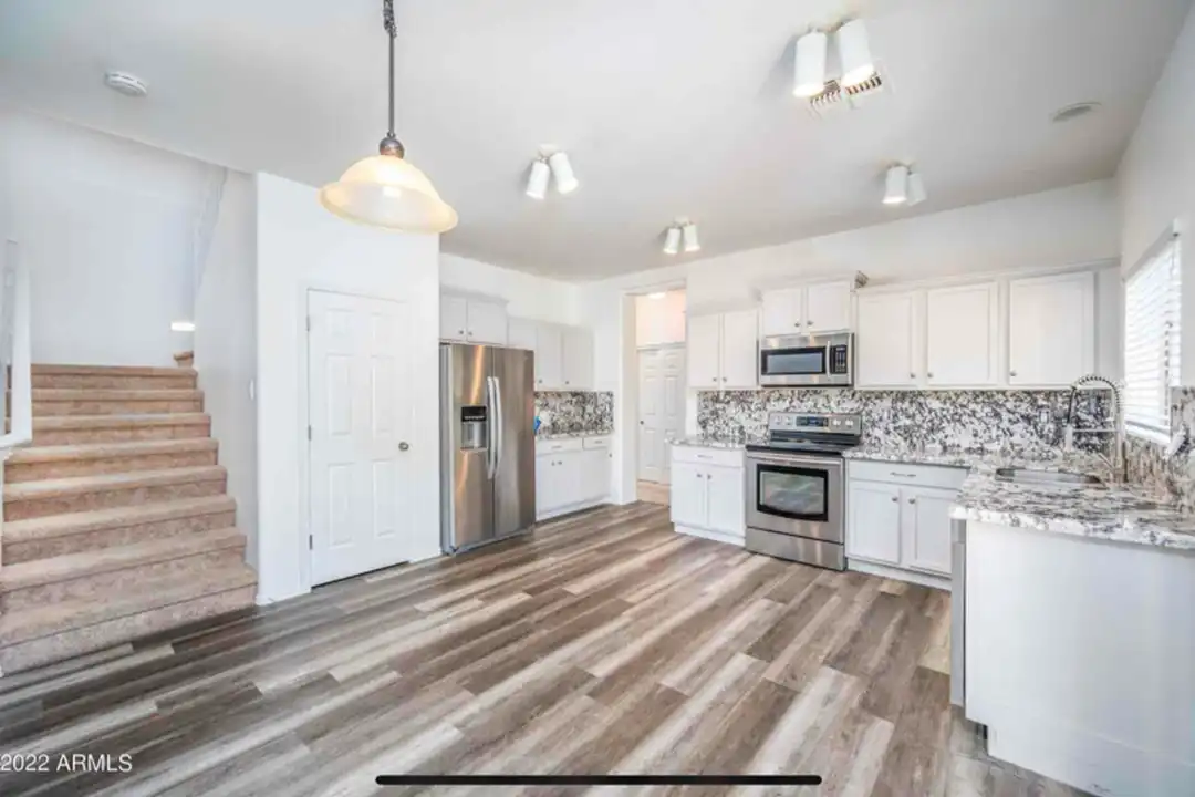 5418 W St Kateri Dr - More