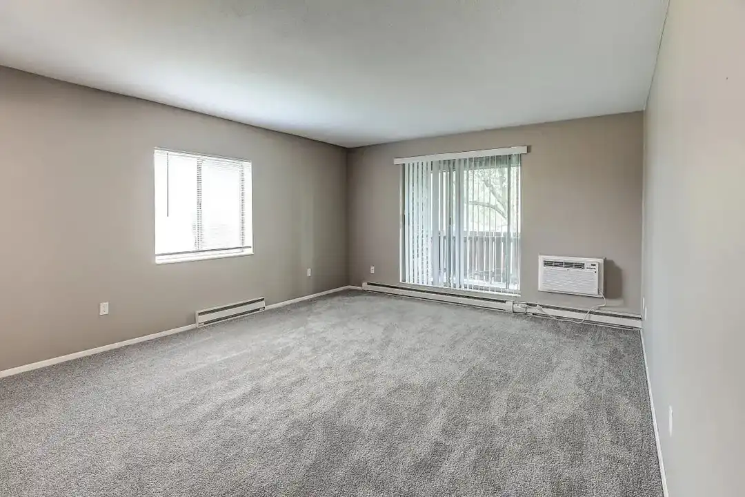 Riviera Apartments – photo 1