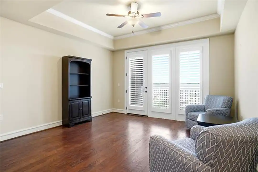 301 Watermere Dr unit 414 - View 3