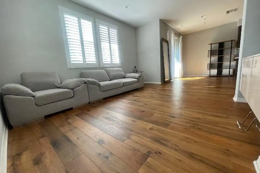 812 S Gladys Ave - View 3