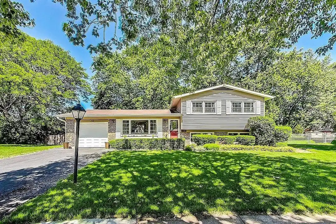 318 W Hackberry Dr – photo 1