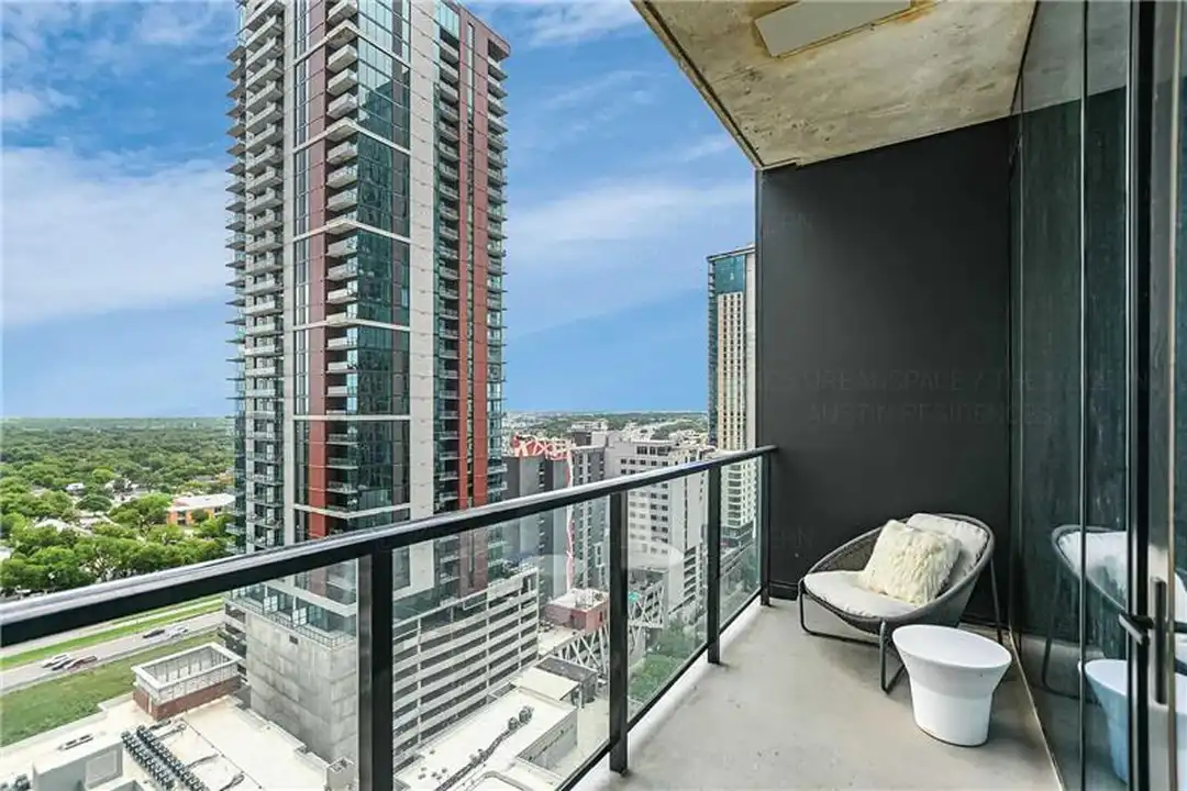 611 Davis St unit D3-22 - View 4