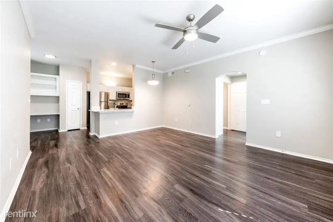902 Cushing Dr unit 224 - More