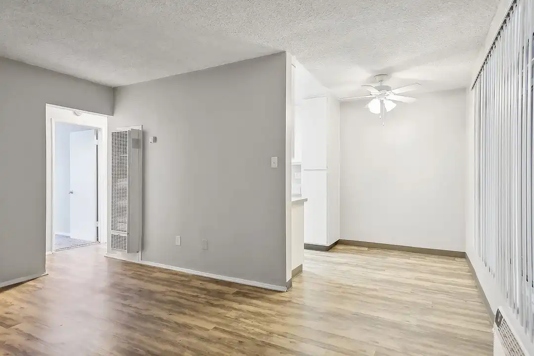 Park Vista Apartments - View 3