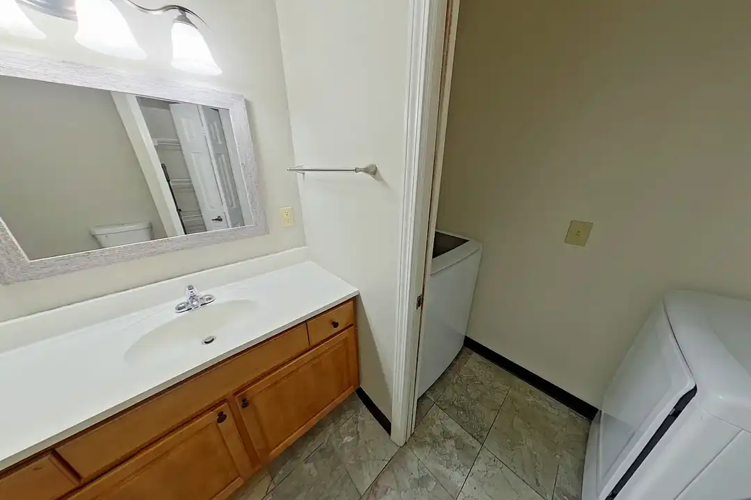 Timbers Apartments – photo 1 of 14
