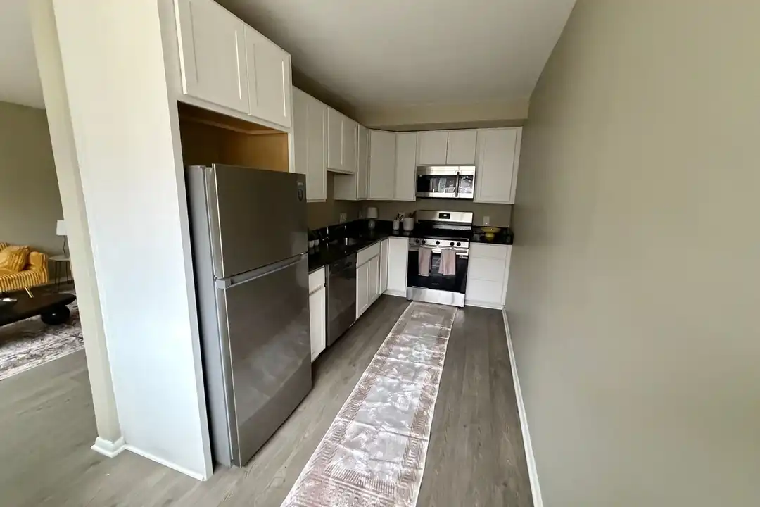 350 U St NE unit 102 - View 3