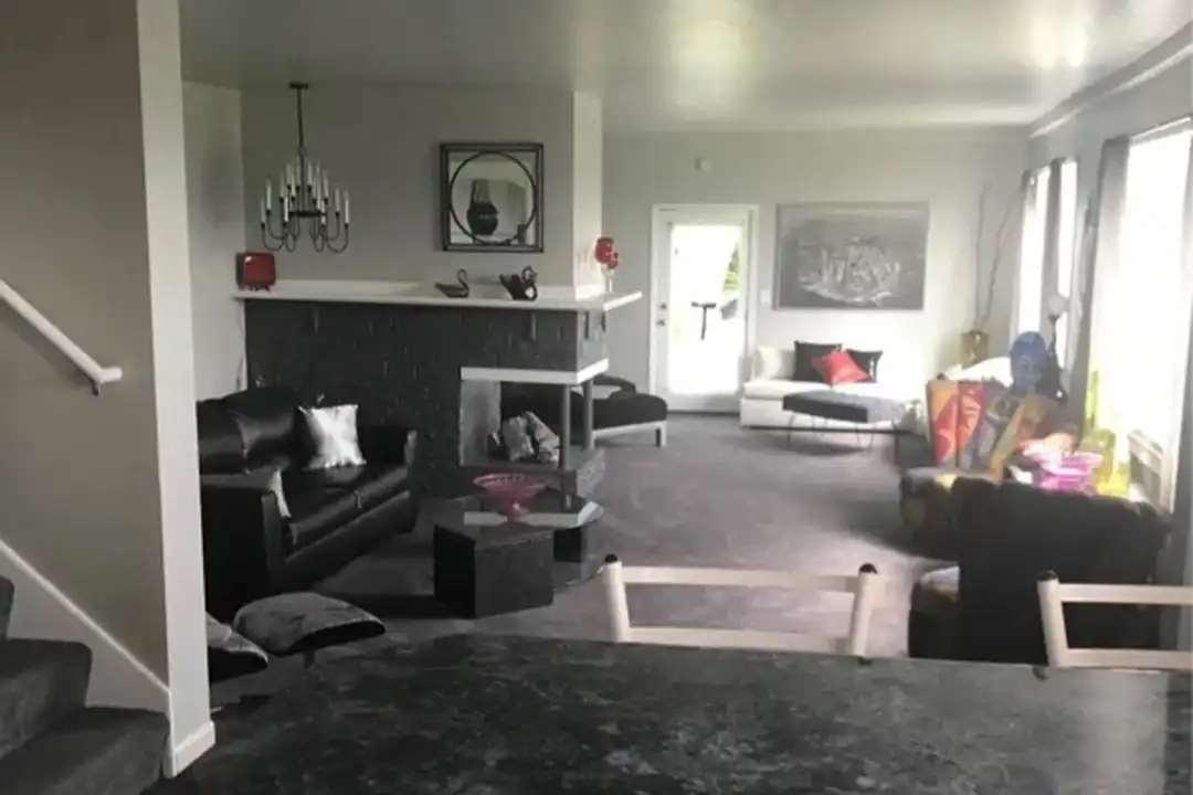 8201 W Skyline Pkwy unit 5 - View 2