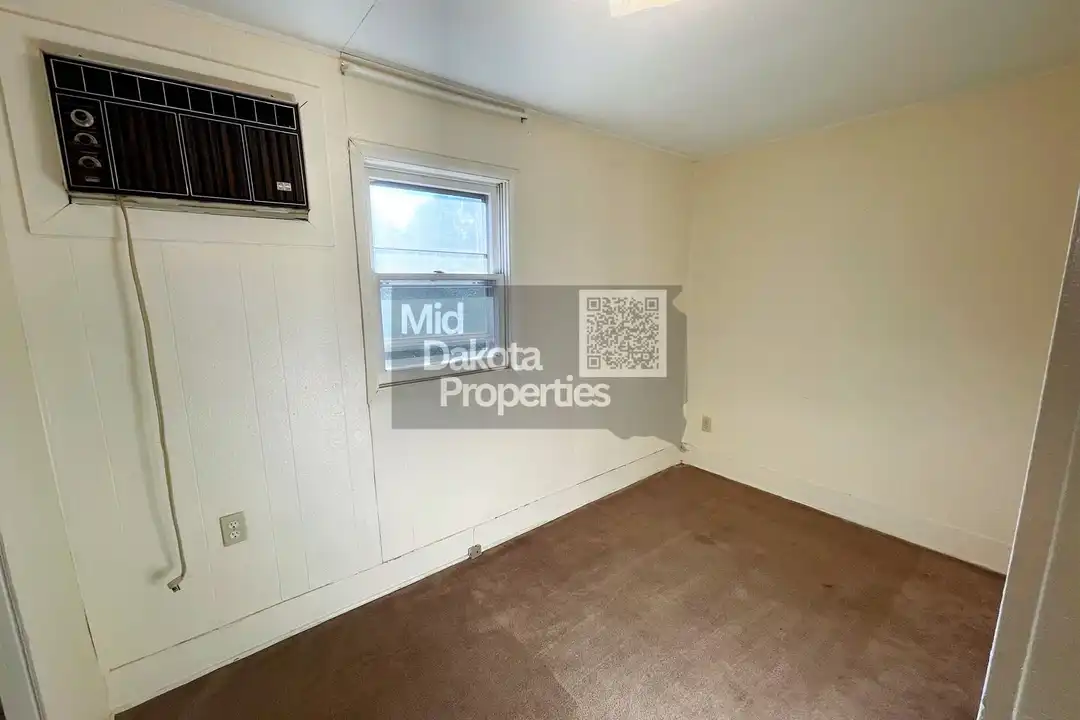 716 W Ash Ave - View 2