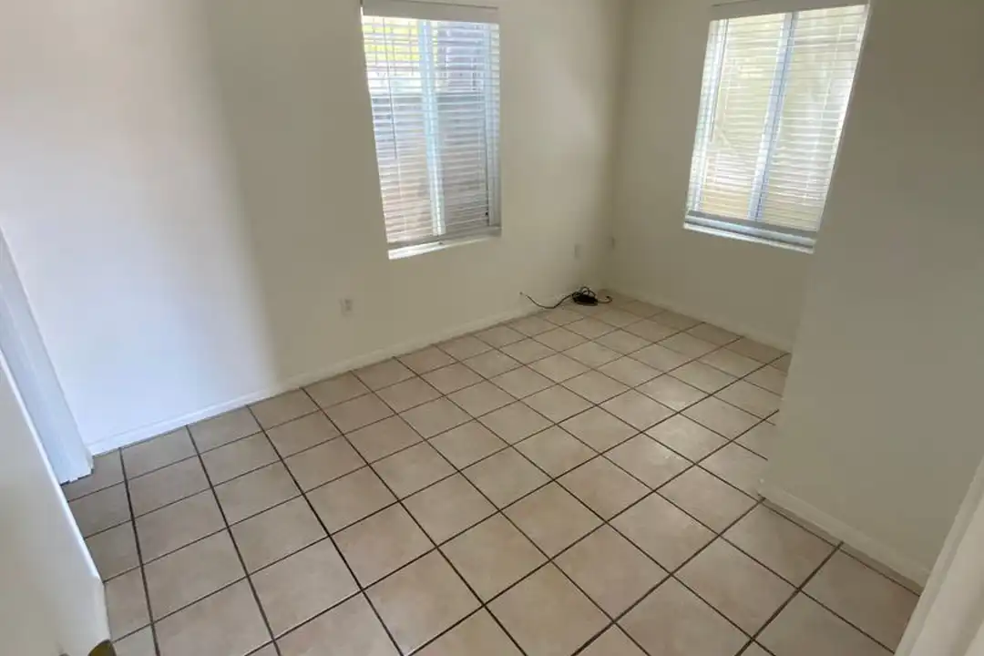 5310 Carpinteria Ave unit 10 - View 4