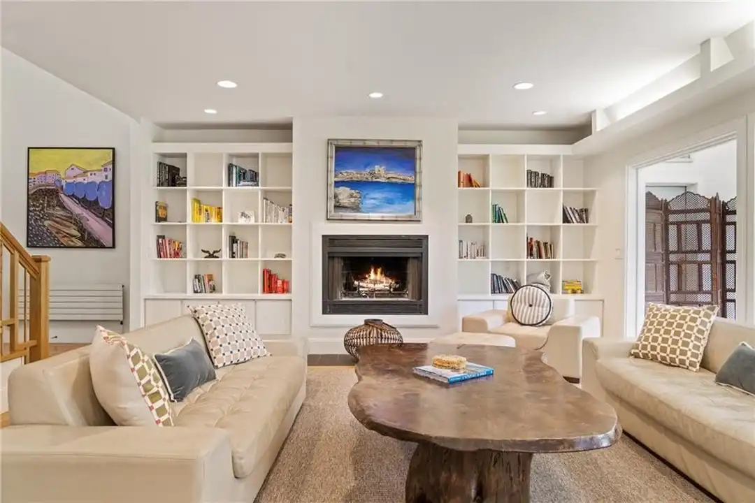 175 Ruggles Ave - View 3